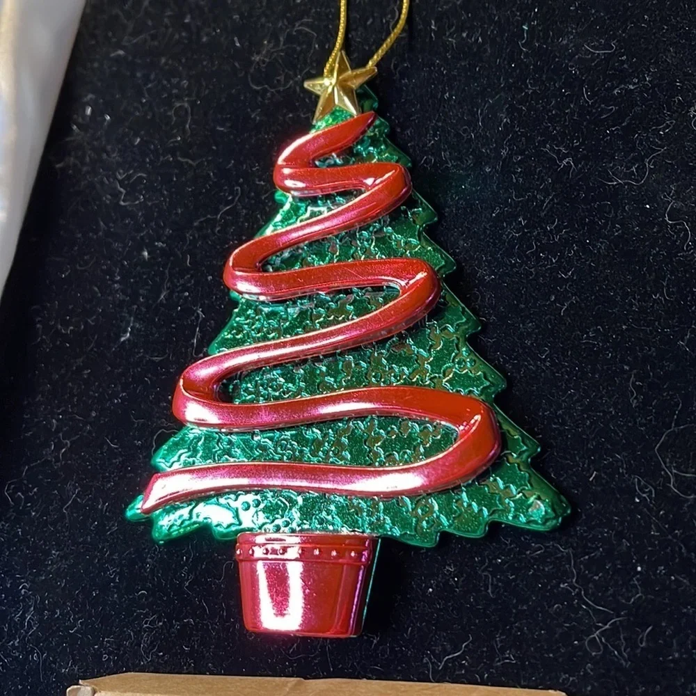 Avon Vtg Reflections of Christmas Ornament Christmas Tree